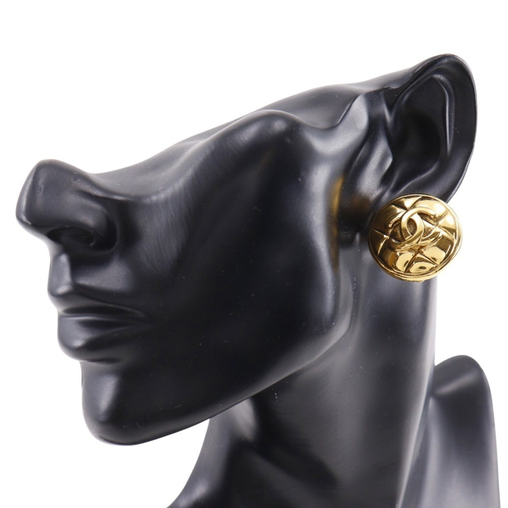 CHANEL Vintage Gold Logo Earrings - Picture 2 of 9